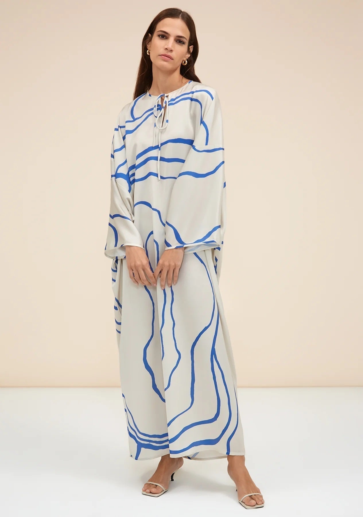 Abstract Printed Organza Silk Kaftan for Women – Lightweight, Vibrant & Stylish