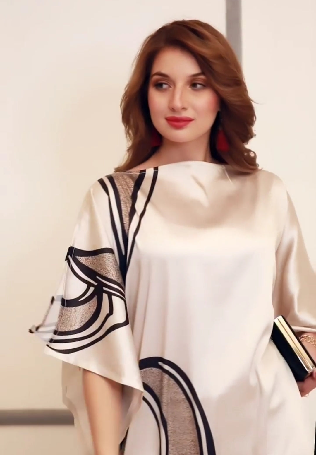 Beige Wavy Kaftan Dress – Effortless Elegance in Soft Satin Silk