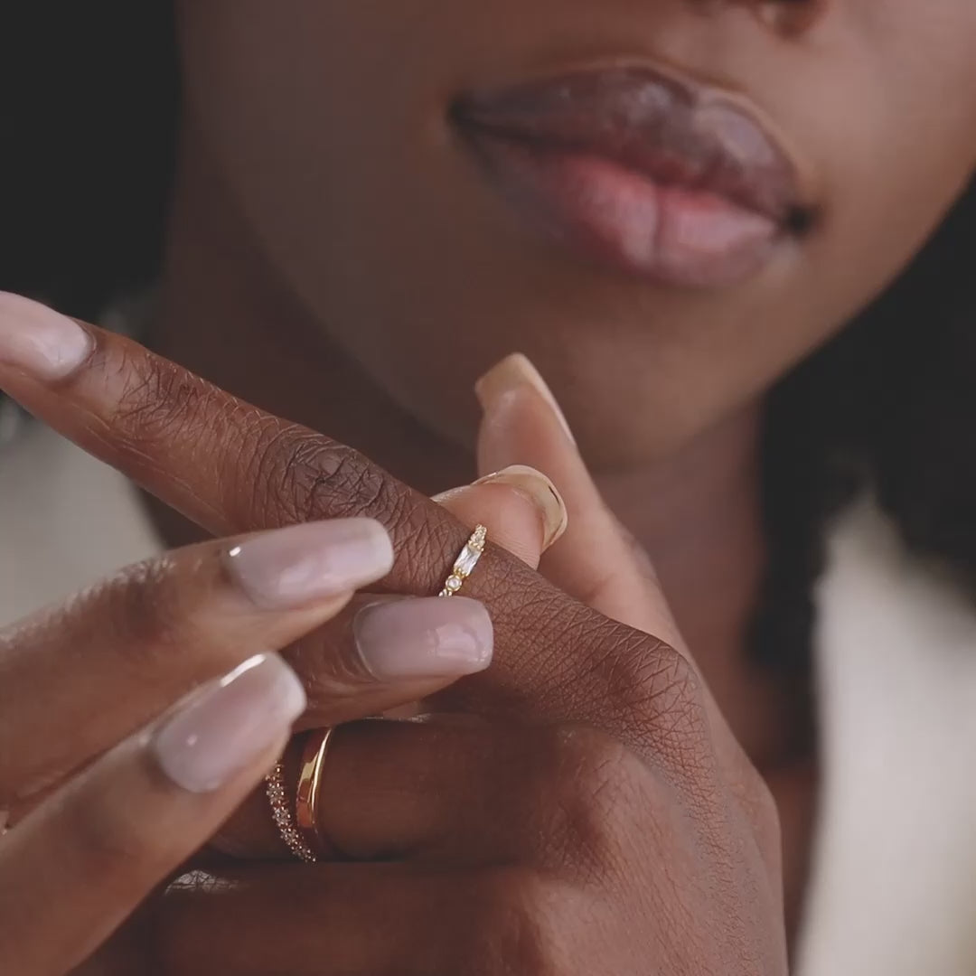 Dainty Baguette Birthstone Ring