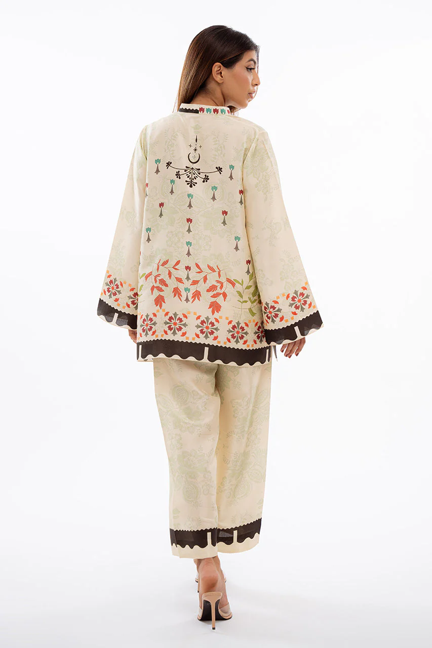 Cream Meadow Cord Set with Red and Green Prints – Elegant Yet Whimsical: The Perfect Cord Set
