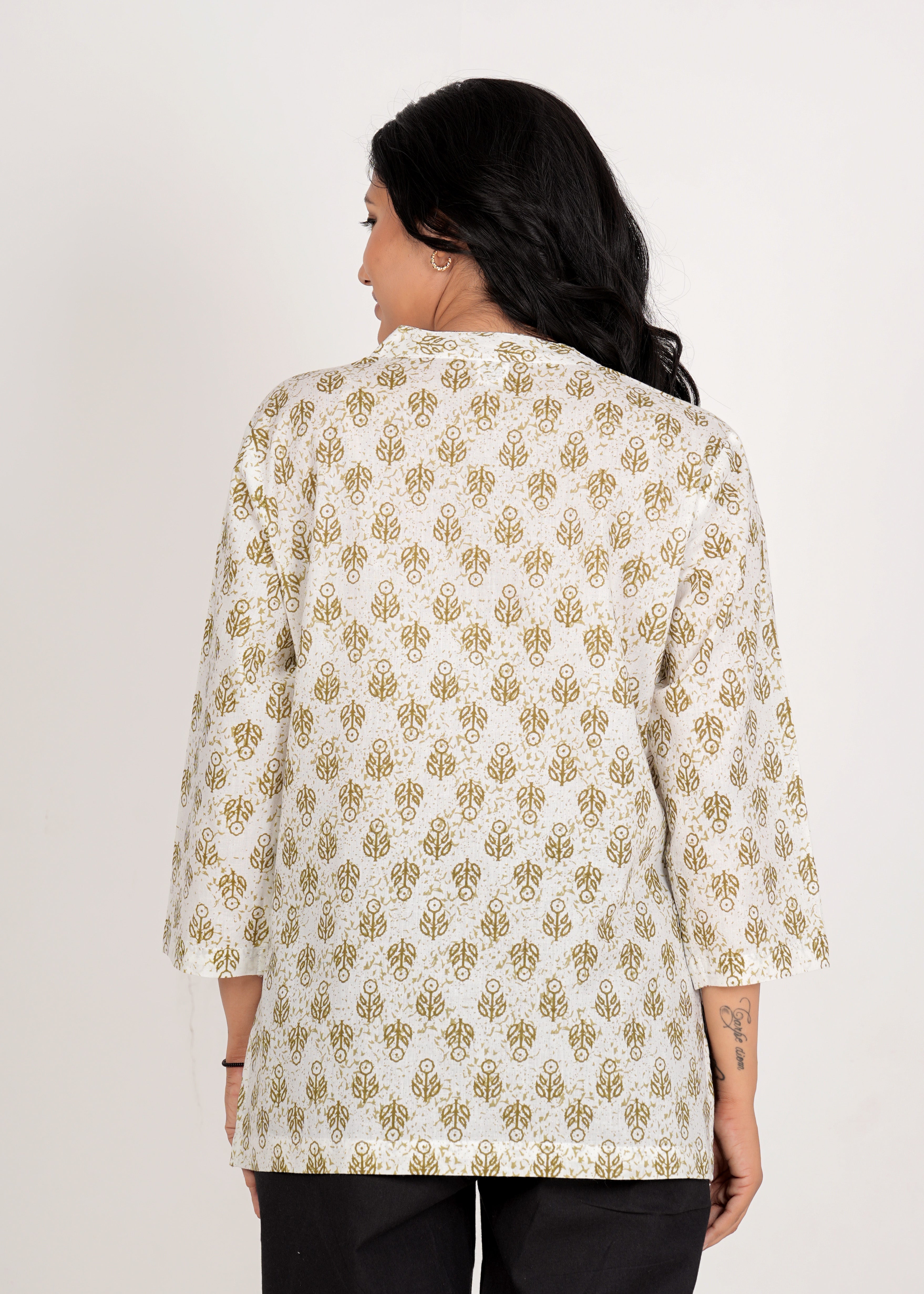 White Short Straight Cotton Kurta