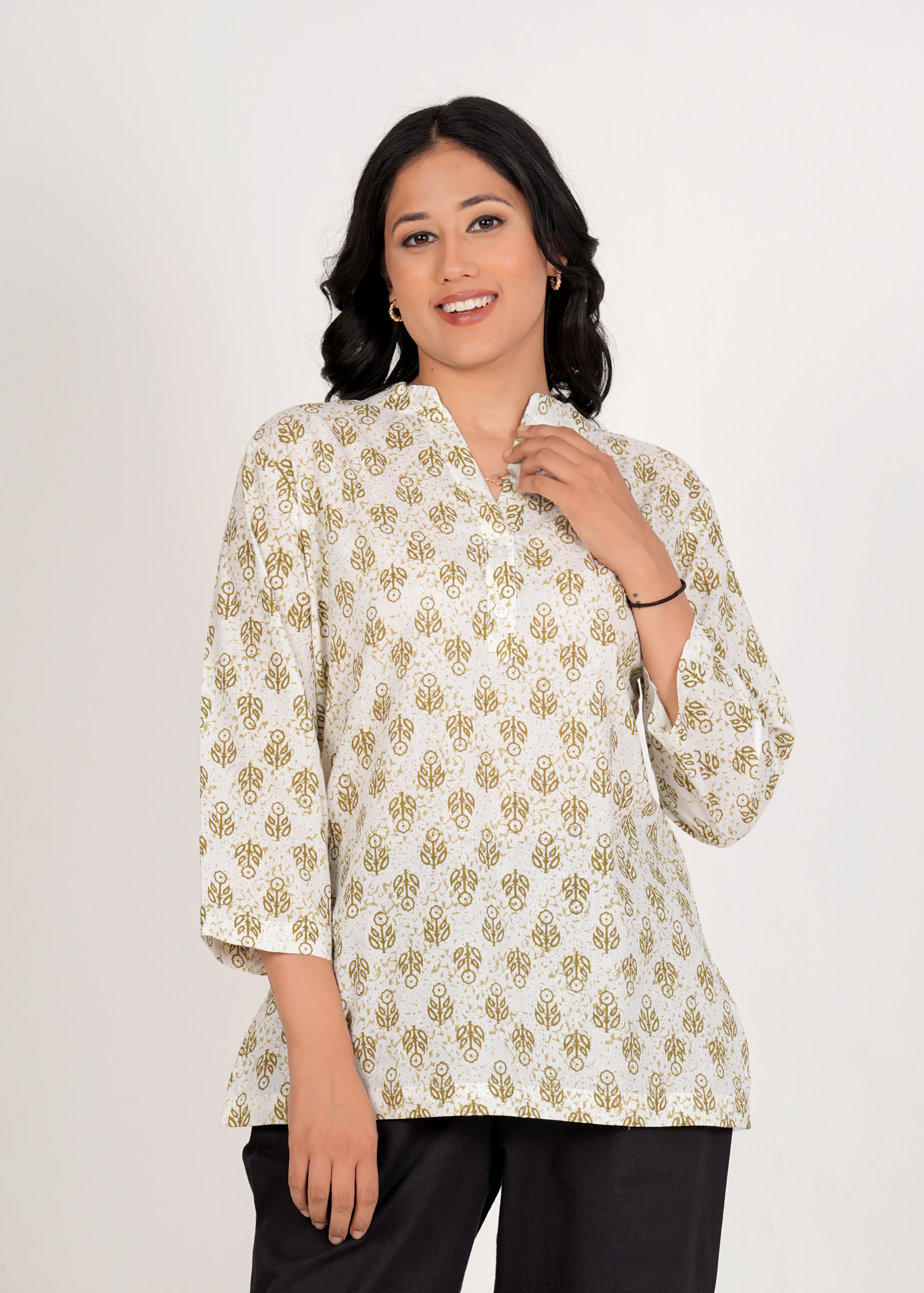 White Short Straight Cotton Kurta