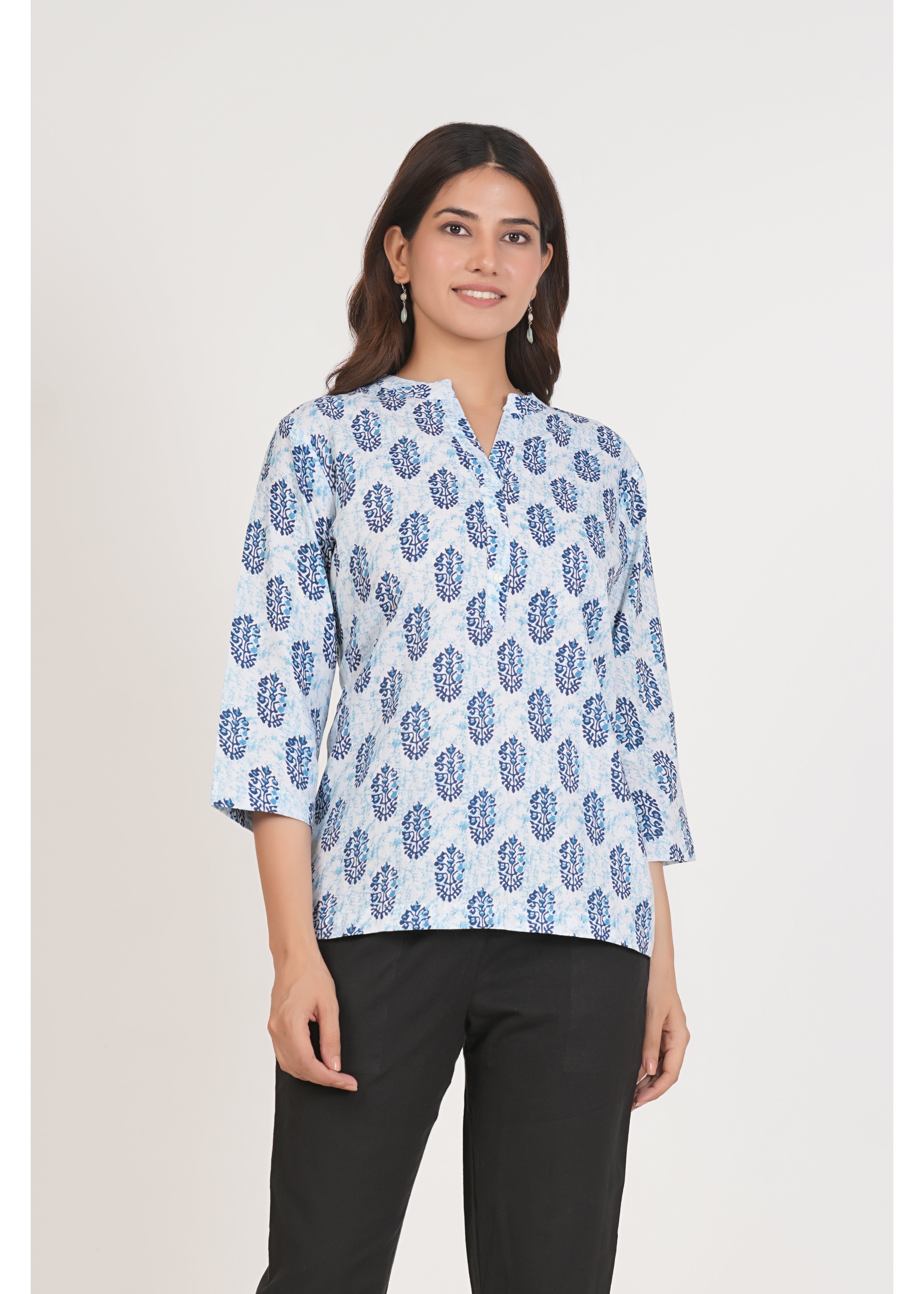 White & Blue Printed Short Straight Cotton Kurta