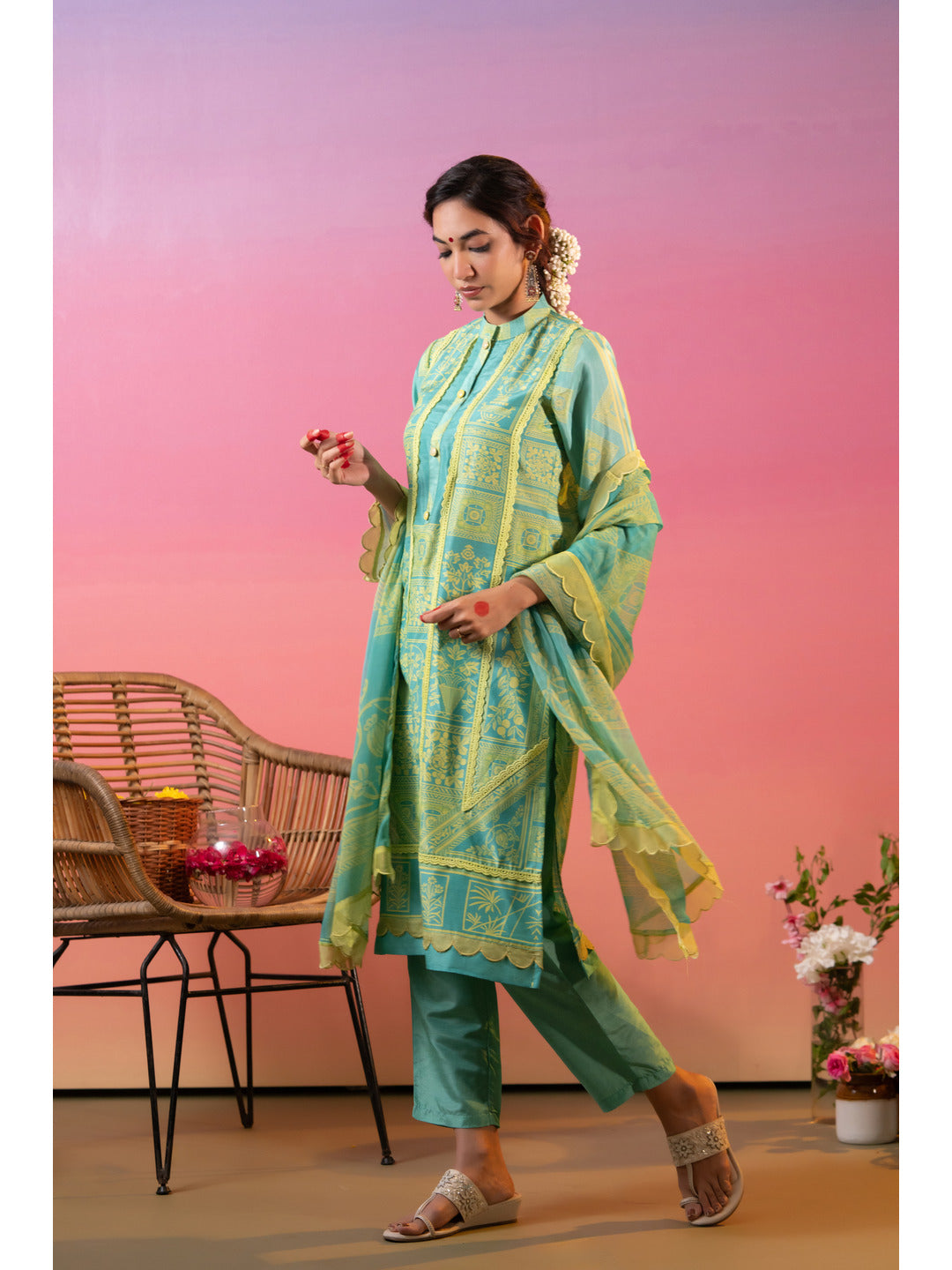 Green Linen Silk Floral Printed Kurta Set with Dupatta