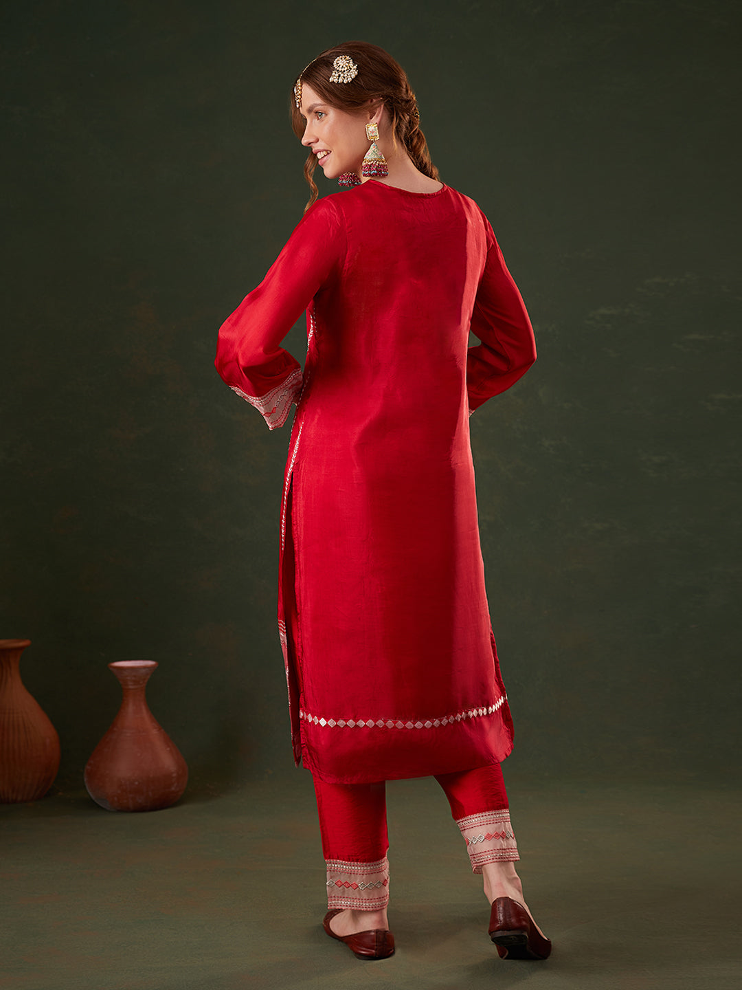 RedJacquard Floral Embroidered Kurta Set with Organza Dupatta