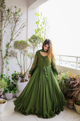 Faux Georgette Lace & Tassel Anarkali Suit Set with Plain Dupatta – Festival & Party Wear
