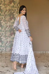 Elegant Georgette Embroidered Kurta Set