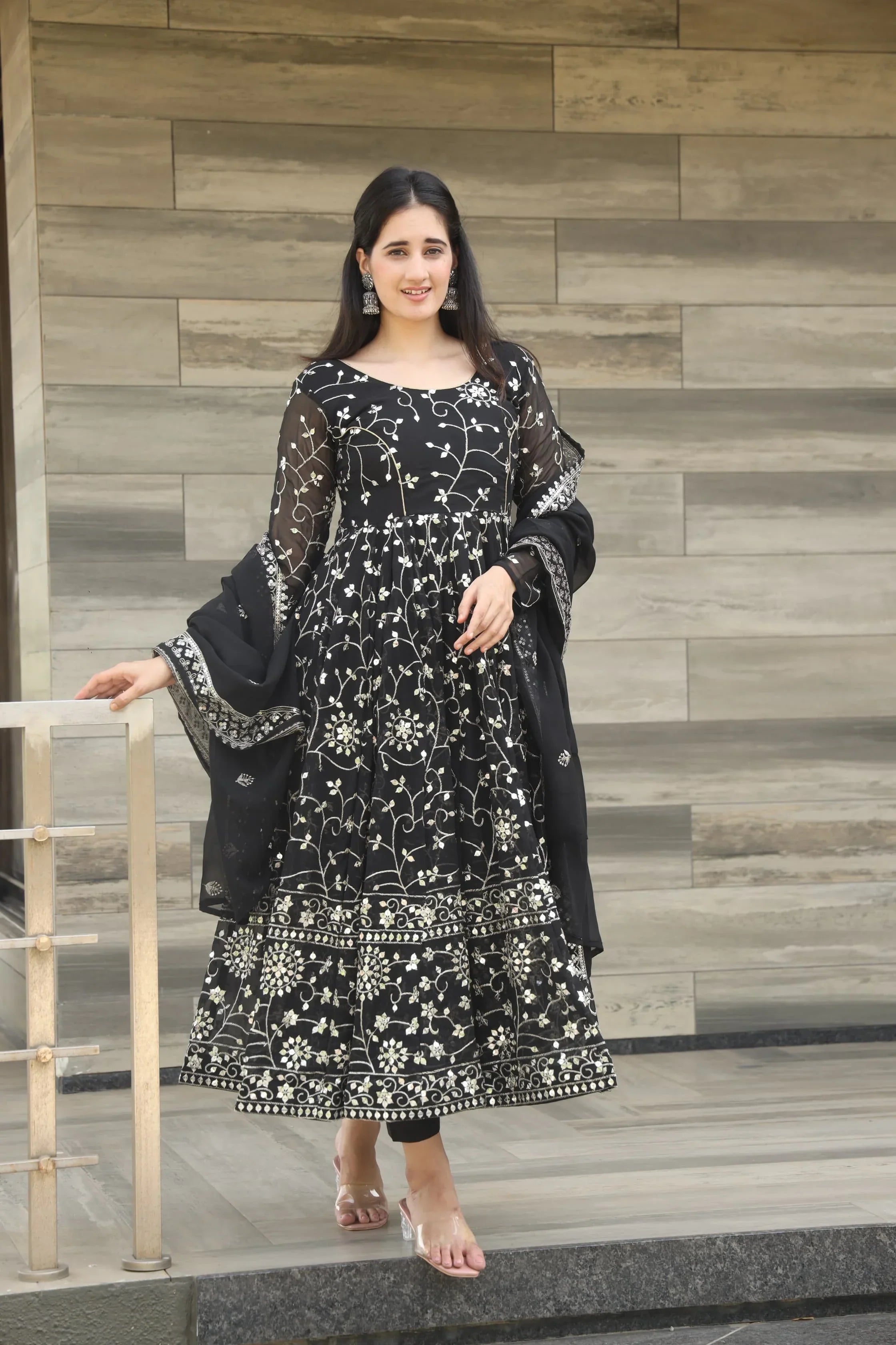ANIKA BLACK SUIT SET