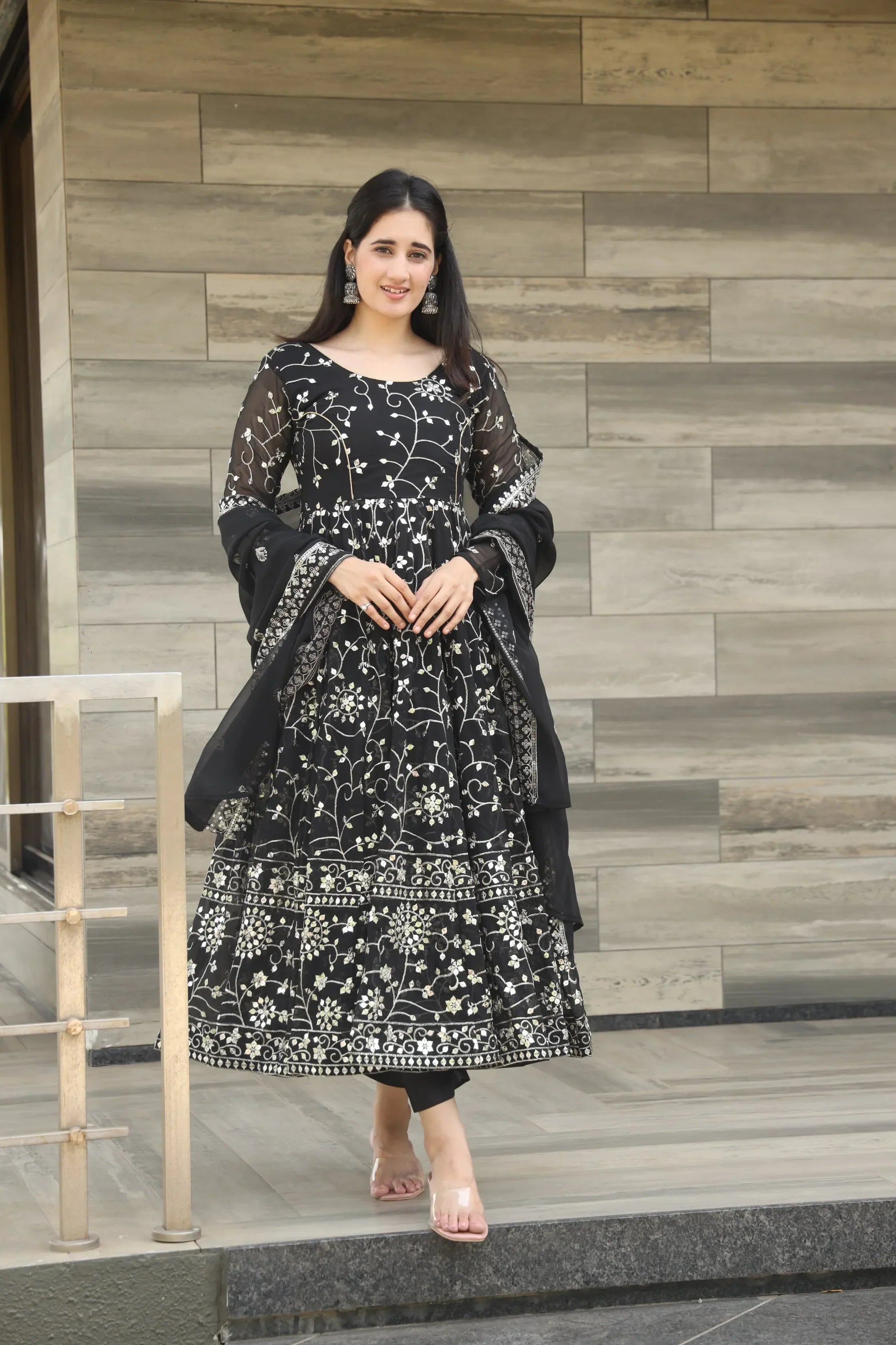 ANIKA BLACK SUIT SET
