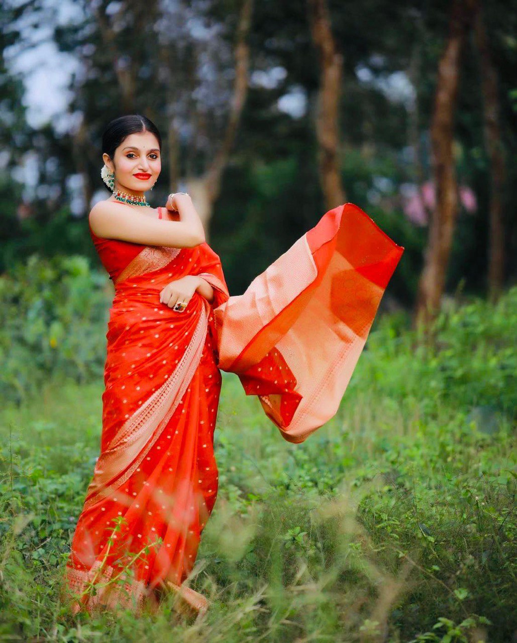 Beautiful Golden Zari Woven Soft Lichi Silk Saree