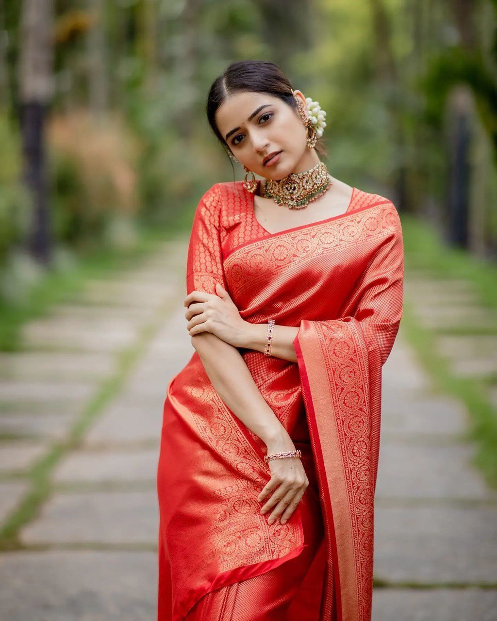Beautiful Woven Design Soft Silk Kanjivaram Saree
