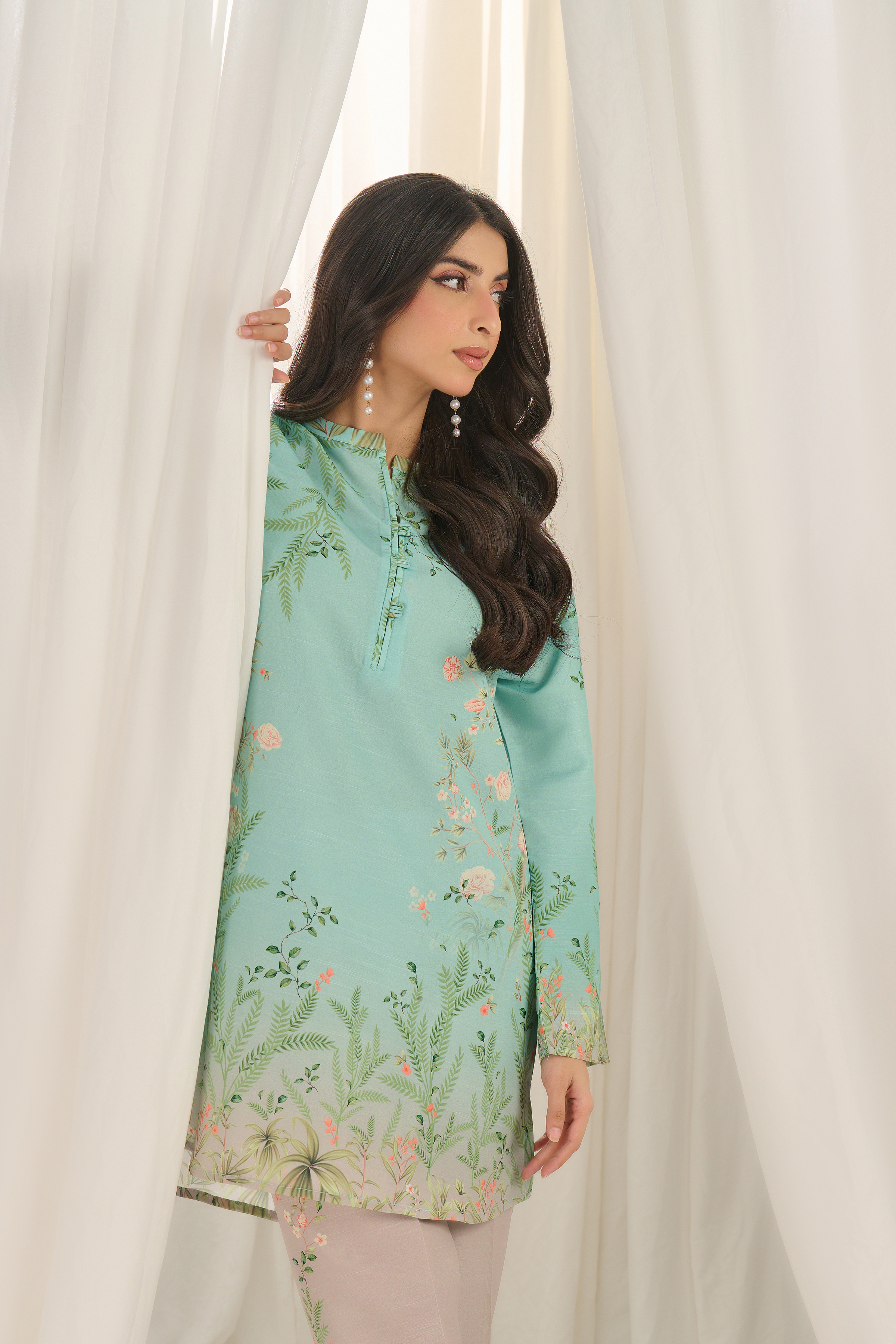 Teal Bloom Muslin Kurta Set for Women – Elegant, Lightweight & Comfortable