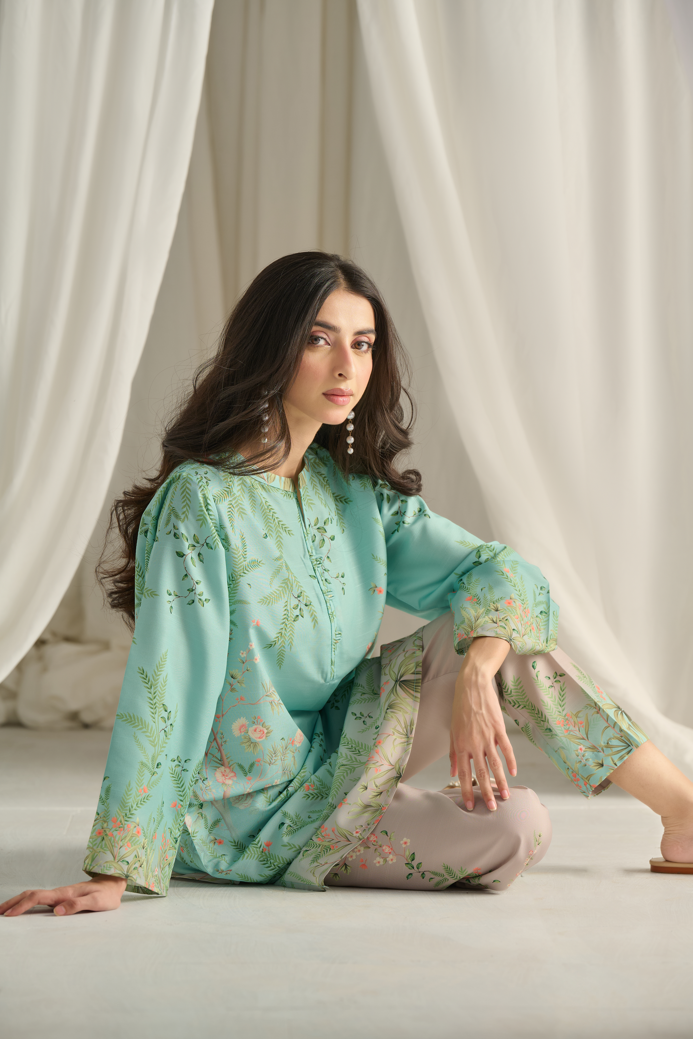 Teal Bloom Muslin Kurta Set for Women – Elegant, Lightweight & Comfortable