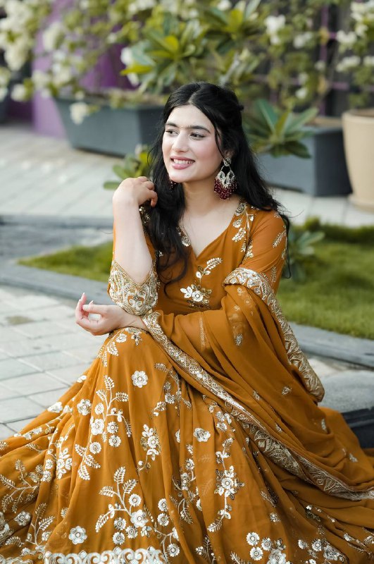 ARADHNA MUSTERD EMBROIDERED SUIT SET